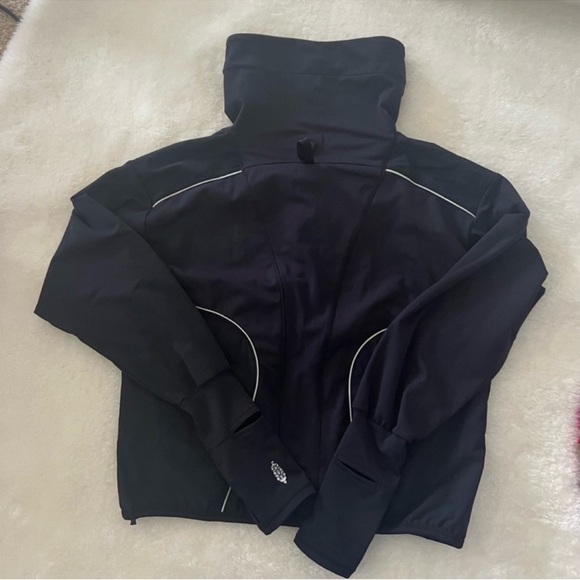 Free People Act Fast Layer - Picture 12 of 12